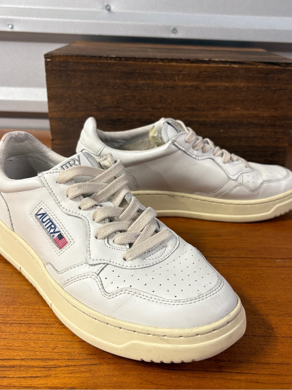 Autry Medalist White Sail Low Sneakers Men 43EU 10US